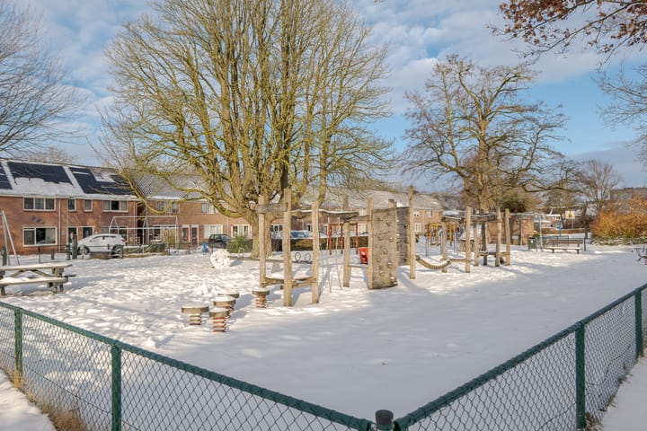 Foto 33 van Leliestraat 13