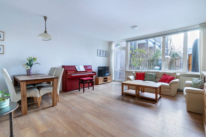 Photo 4 of Lijsterbesstraat 246