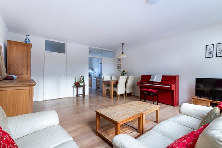 Foto 8 van Lijsterbesstraat 246