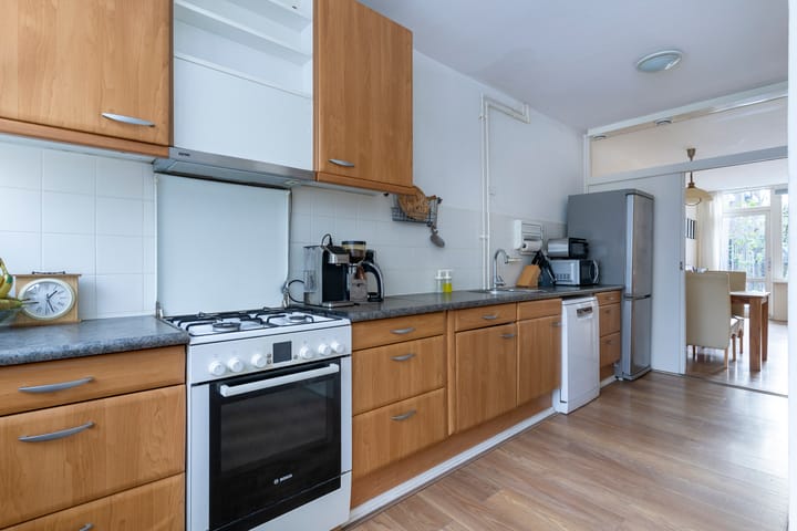 Foto 11 van Lijsterbesstraat 246