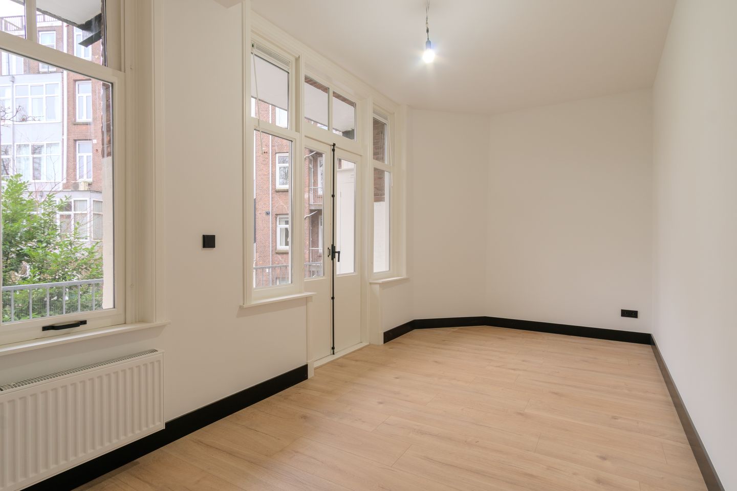 Foto 25 van Admiraal De Ruijterweg 55-1