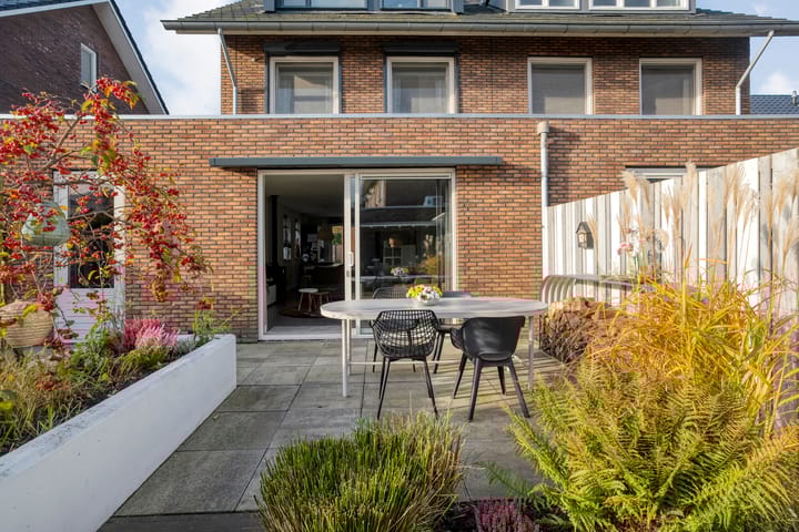 Foto 38 van Melenhorststraat 7