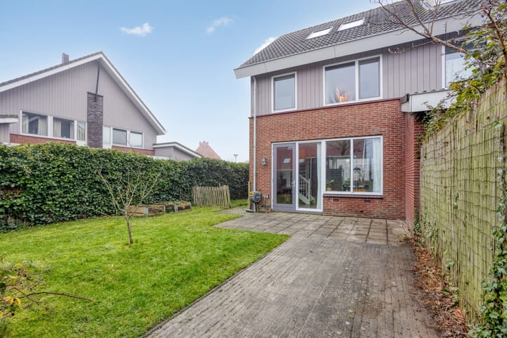 Foto 32 van Zwanebloem 1