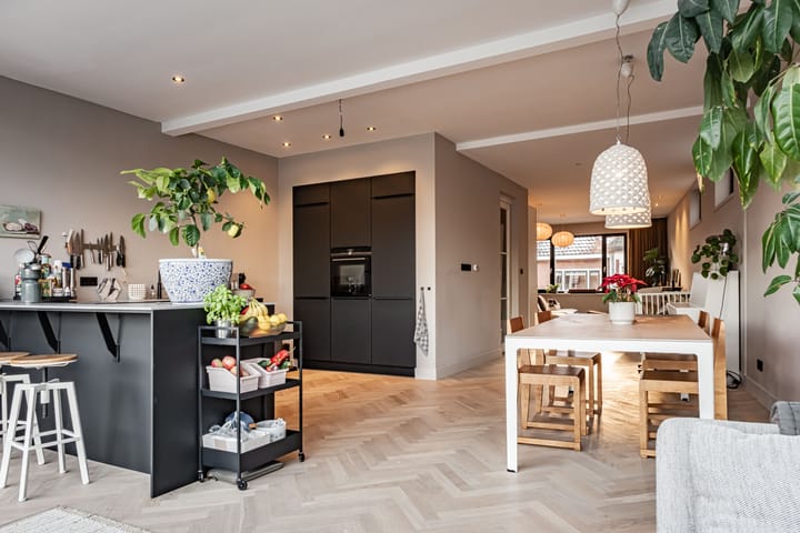 Photo 14 of Bloemendaalsestraatweg 66-A