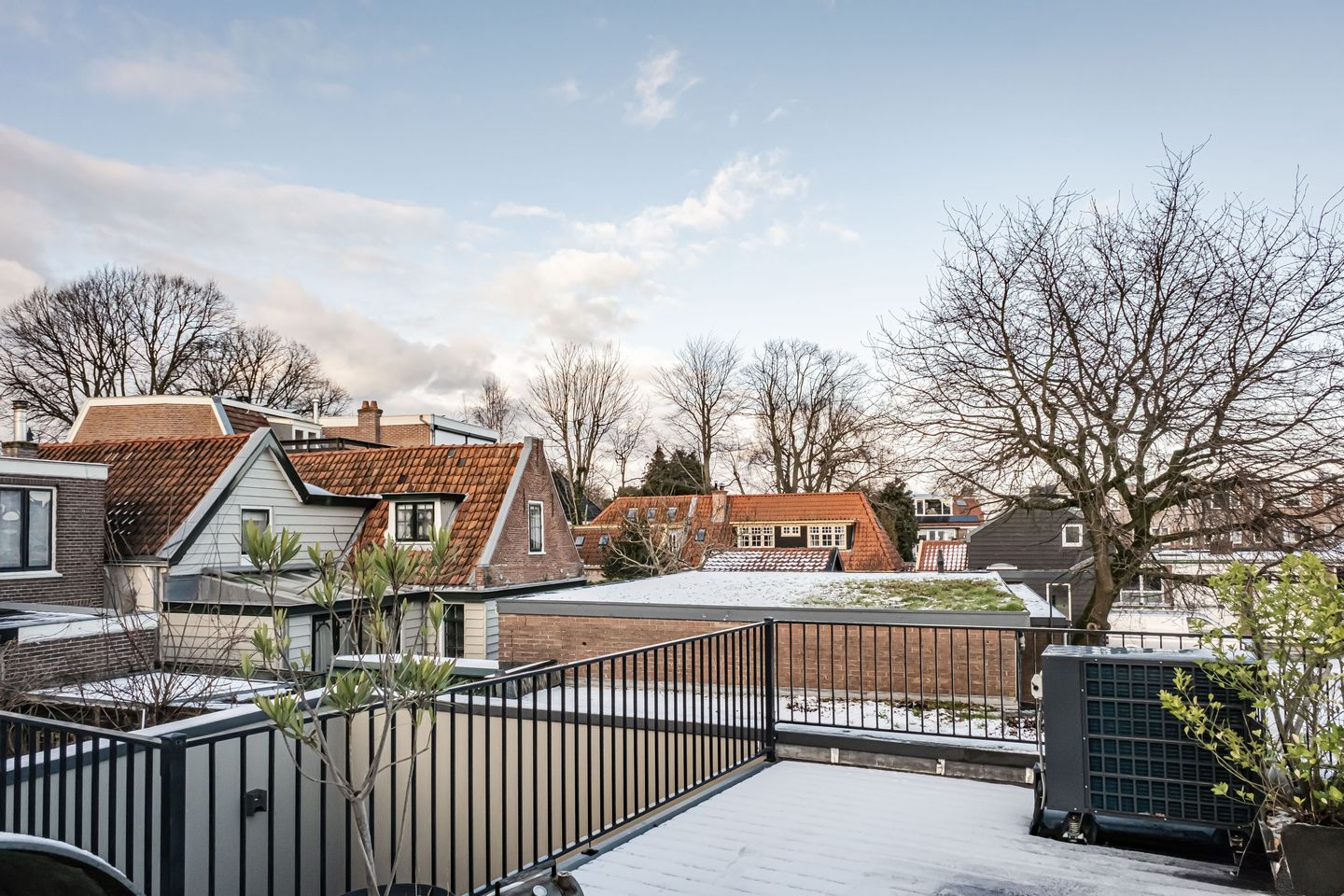 Photo 20 of Bloemendaalsestraatweg 66-A