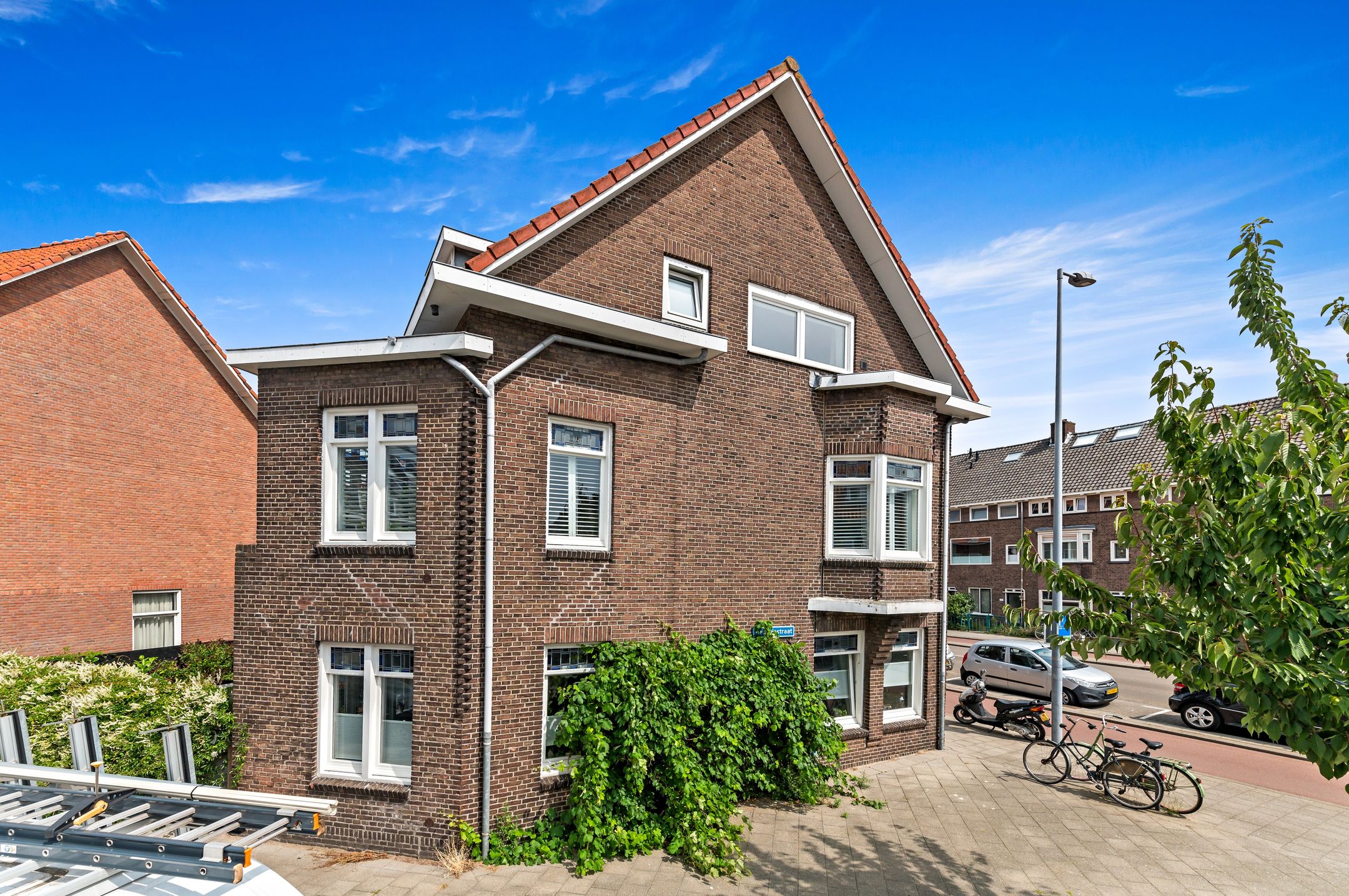 Buying a house in The Netherlands., Rozenlaan 16-B