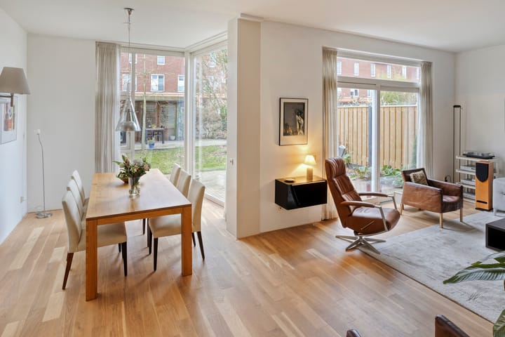 Foto 16 van Lekstraat 14