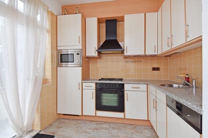 Photo 14 of Rhenenstraat 83