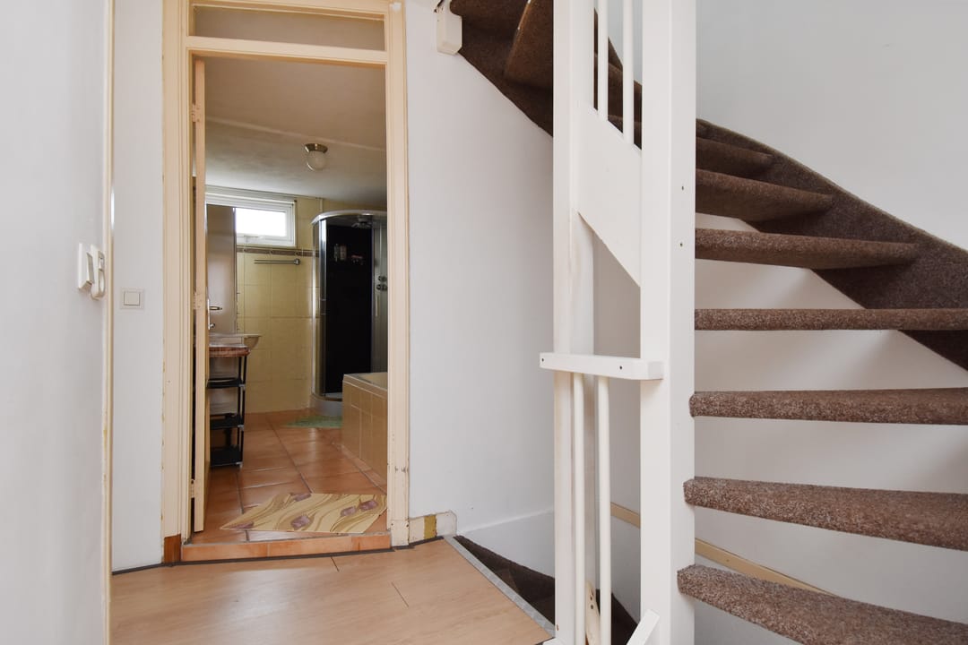 Photo 17 of Rhenenstraat 83