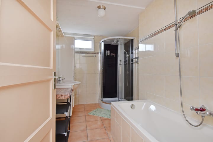 Photo 18 of Rhenenstraat 83