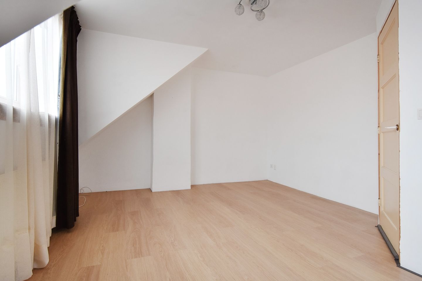 Photo 25 of Rhenenstraat 83