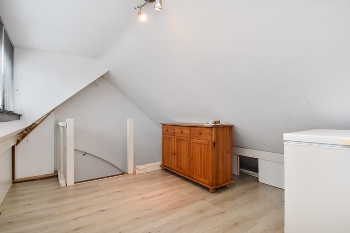 Photo 28 of Rhenenstraat 83