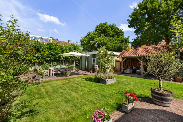 Foto 18 van Pieter Postlaan 43