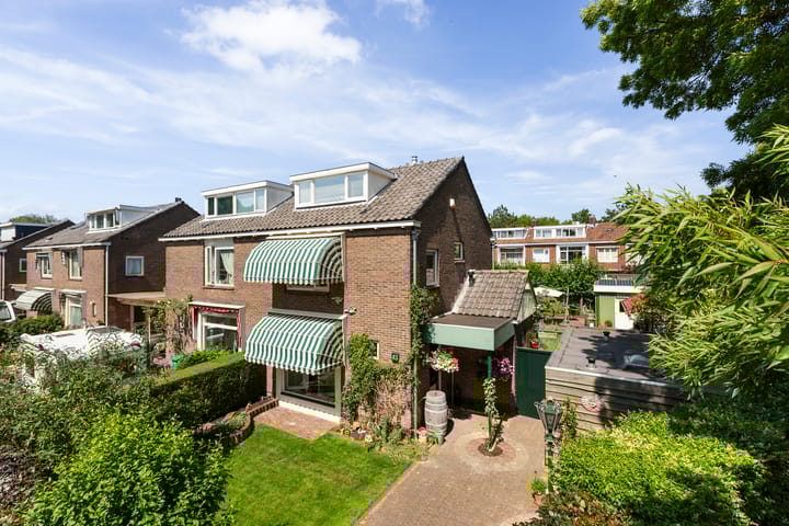 Foto 44 van Pieter Postlaan 43