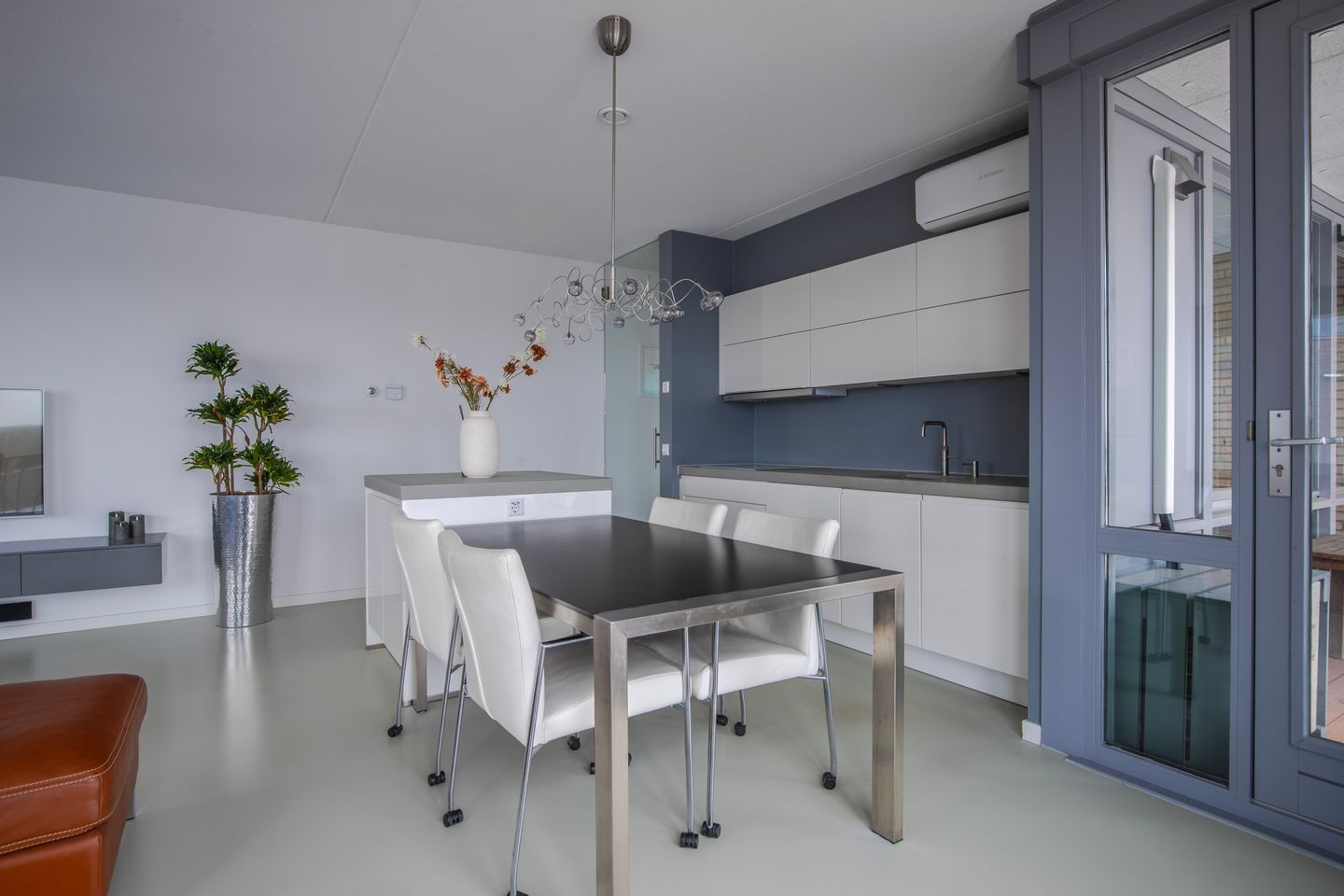 Photo 19 of Dorpsplein 138