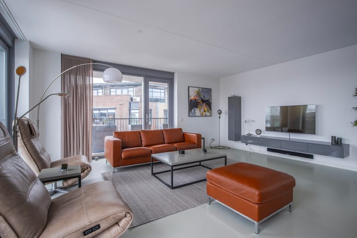 Foto 25 van Dorpsplein 138