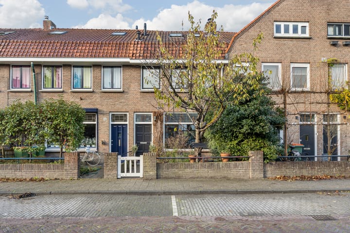 Photo 6 of Merelstraat 17