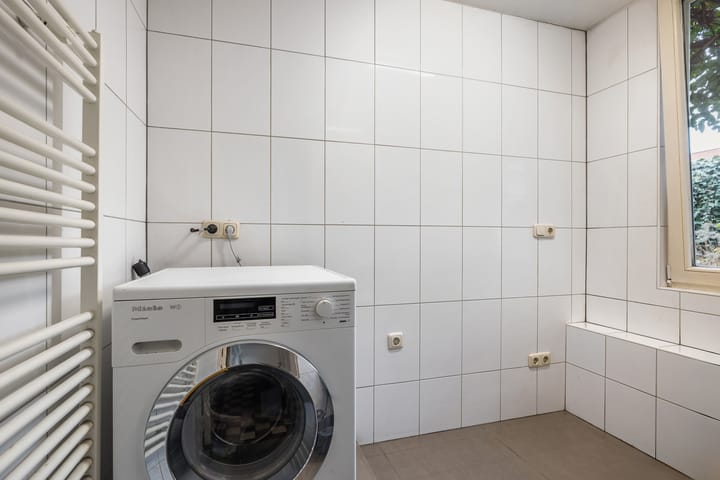 Photo 18 of Merelstraat 17