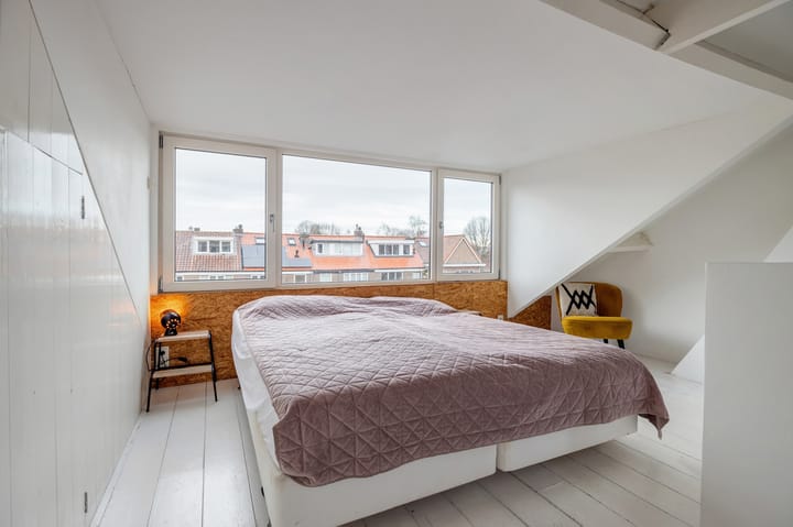 Photo 22 of Merelstraat 17