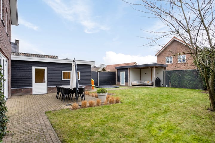 Foto 41 van Heuvelstraat 11