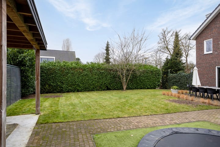 Foto 44 van Heuvelstraat 11