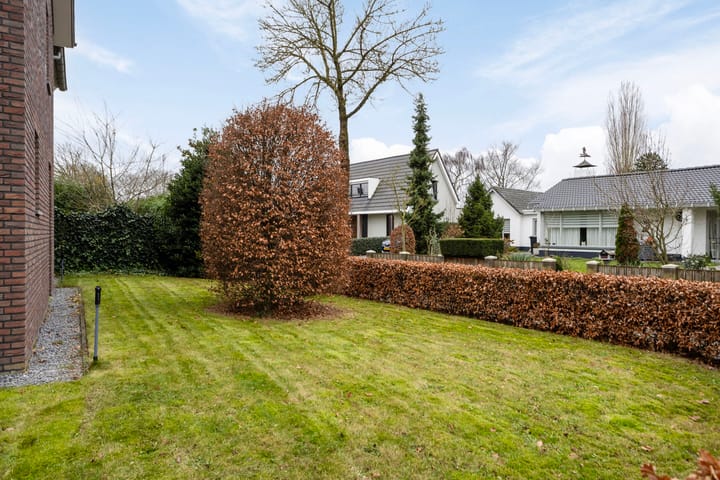 Foto 46 van Heuvelstraat 11