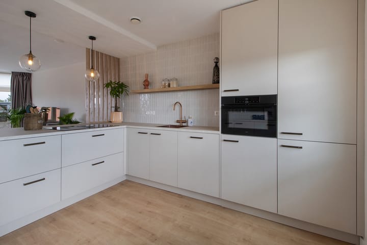 Foto 14 van Generaal Maczekstraat 96-D3