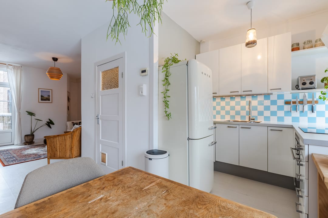 Photo 16 of Minahassastraat 33-BS