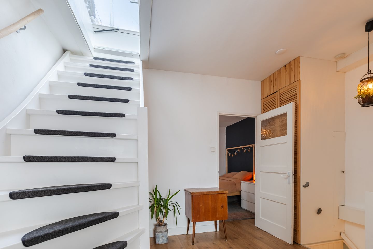 Photo 35 of Minahassastraat 33-BS