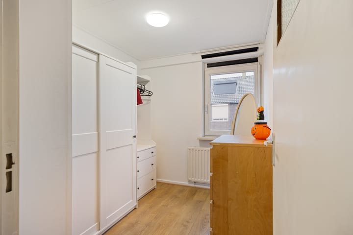 Foto 16 van Mariniersstraat 23