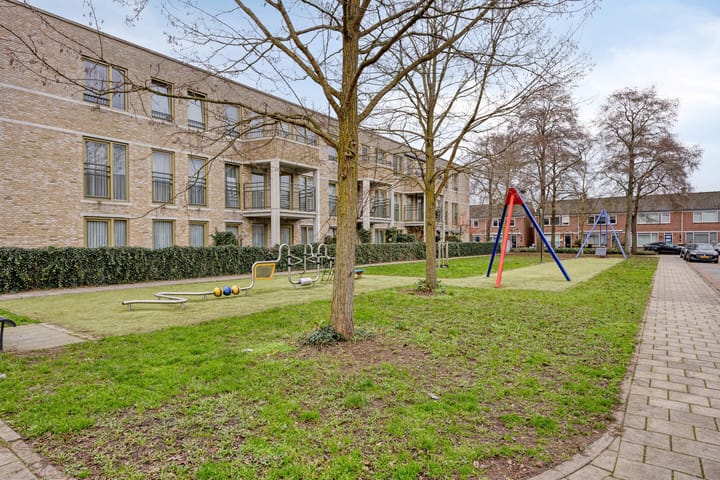 Foto 25 van Mariniersstraat 23