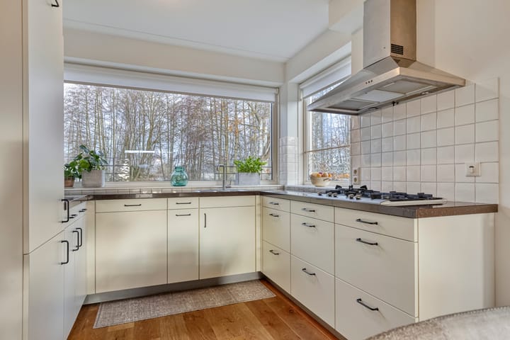 Foto 14 van Van Ostadestraat 64