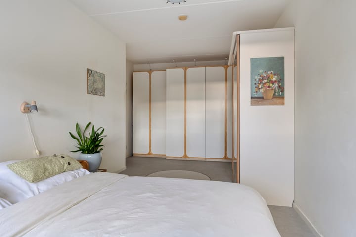 Foto 19 van Van Ostadestraat 64