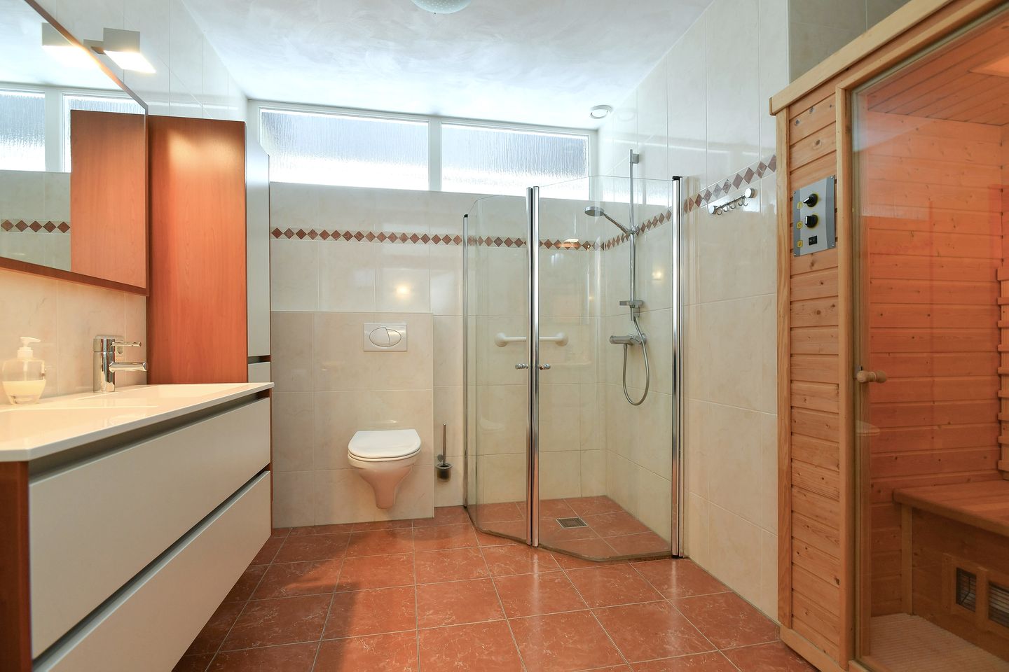 Photo 19 of Heidesteinlaan 10