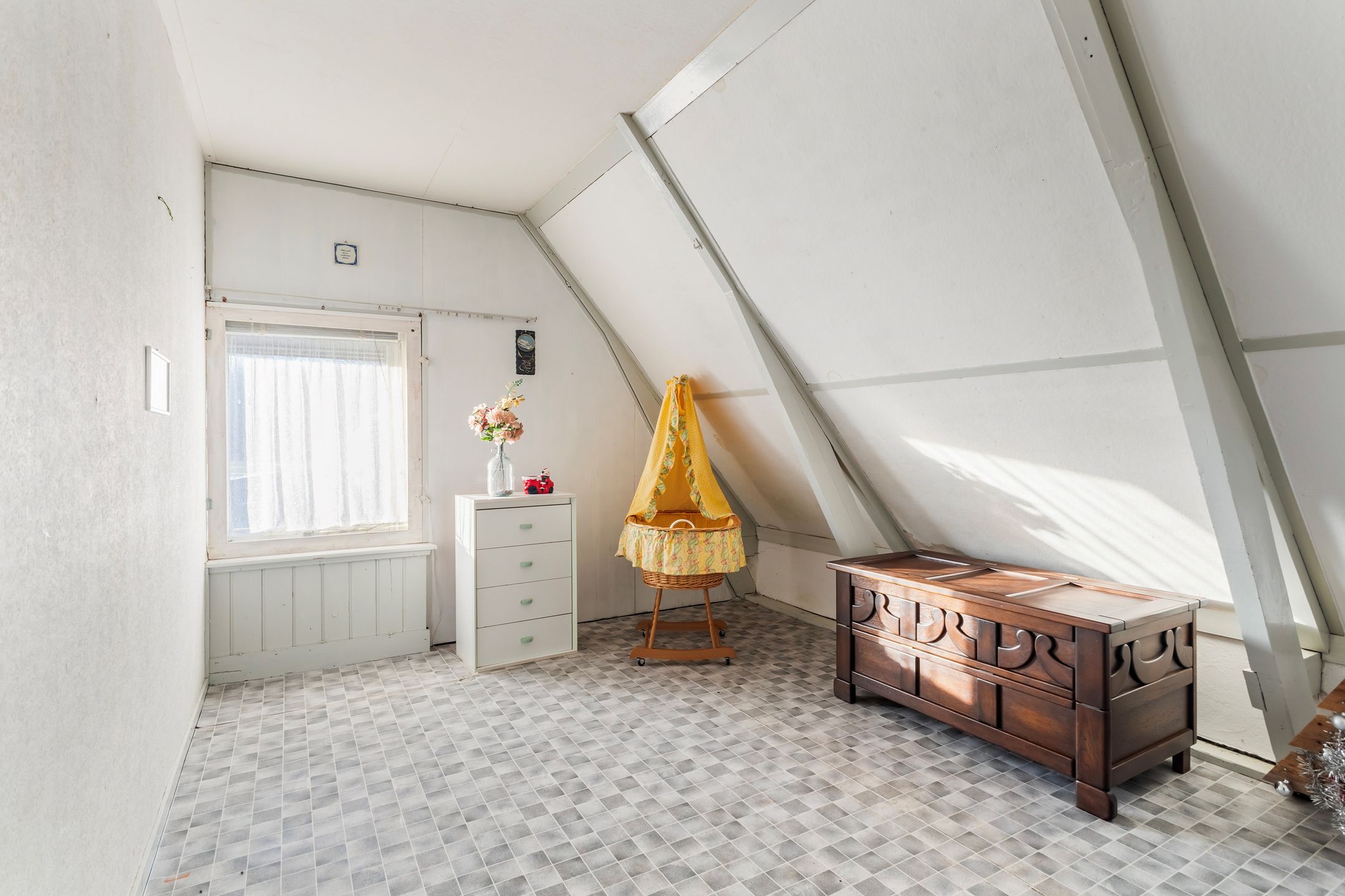 Foto 15 van Georg van Saksenstraat 42