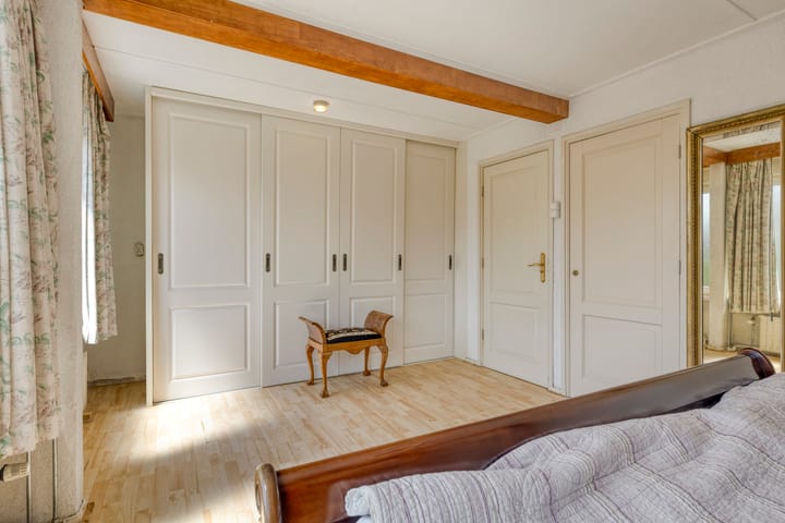 Foto 27 van Lessestraat 1