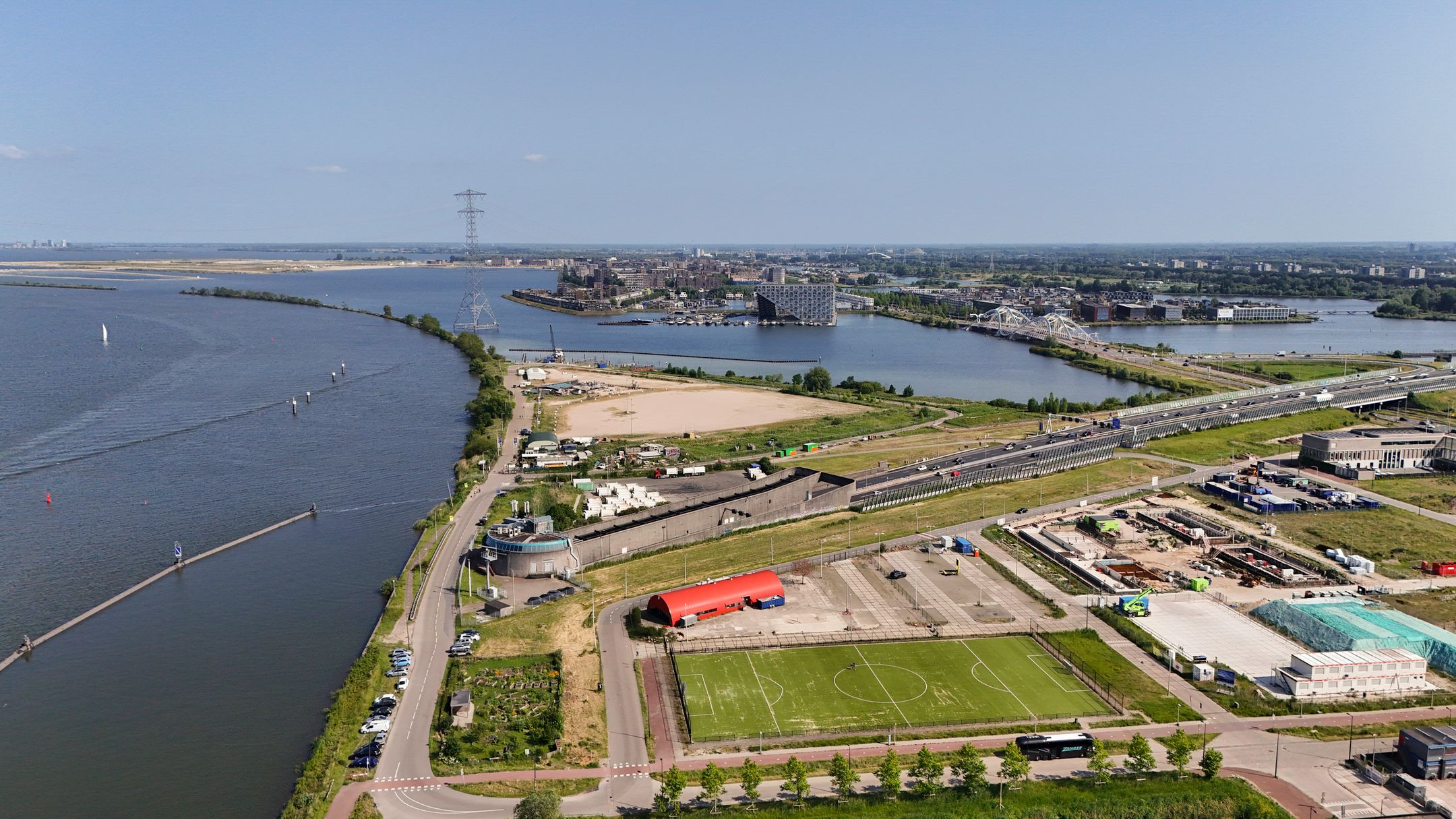 Foto 39 van Mary van der Sluisstraat 522