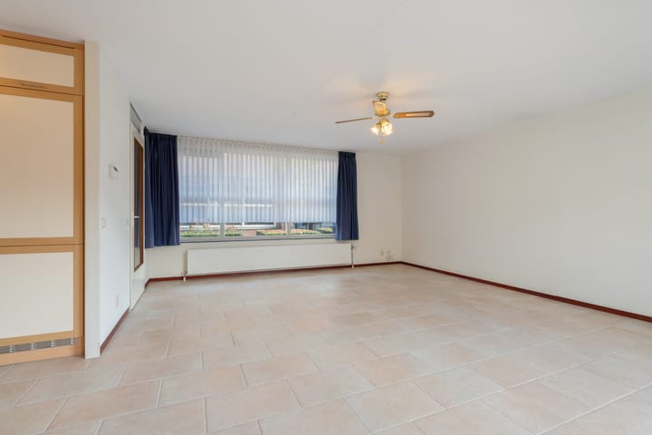 Foto 15 van J.J. Slauerhoffstraat 76