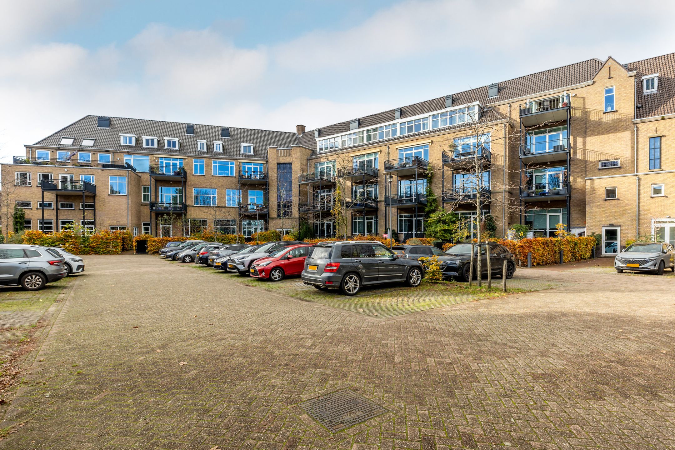 Photo 33 of Breitnerstraat 90-E