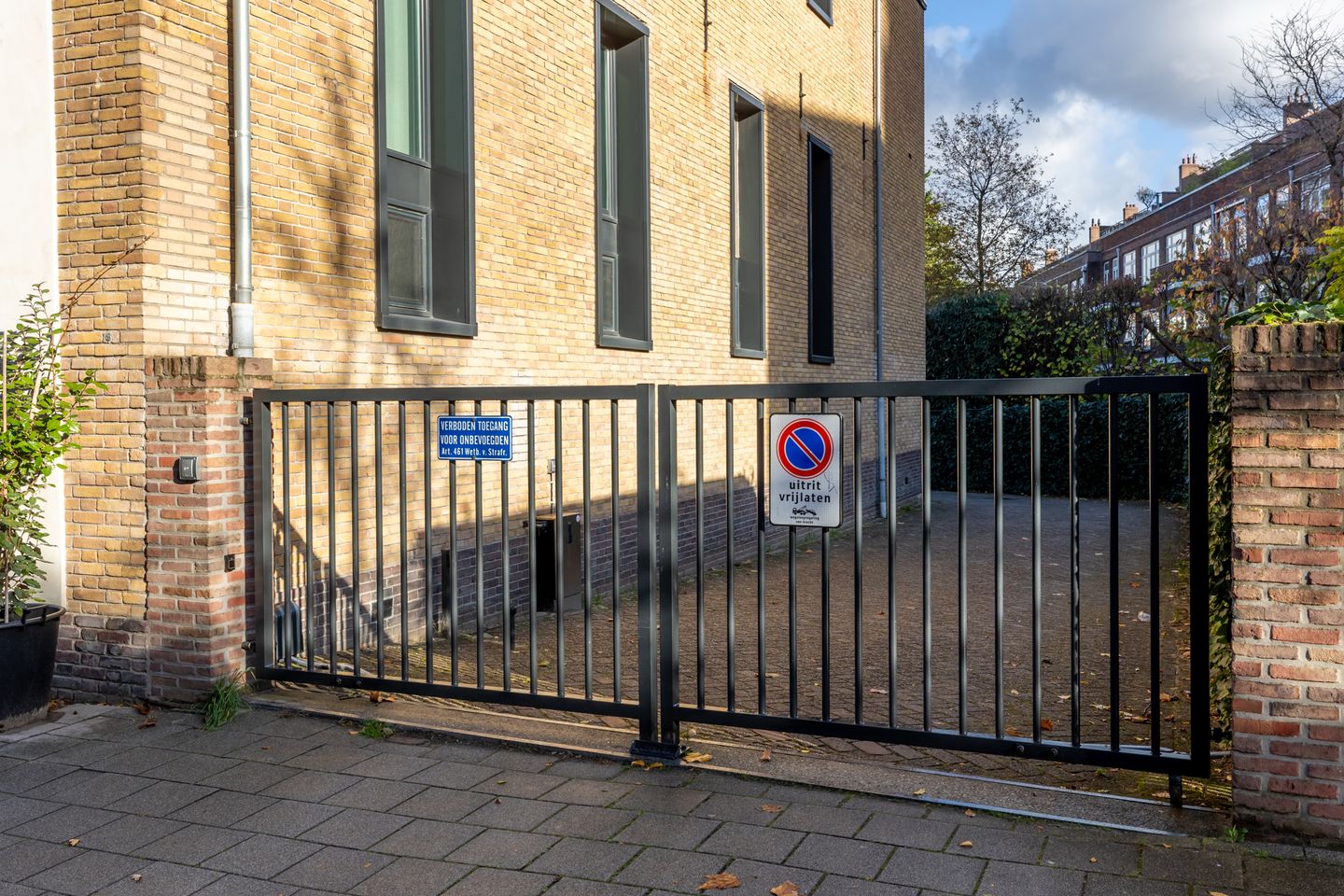 Photo 34 of Breitnerstraat 90-E