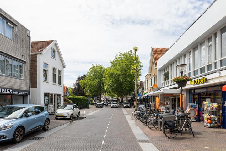 Foto 33 van Jan van den Bergstraat 15