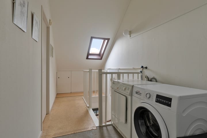 Foto 24 van Veenweidestraat 31