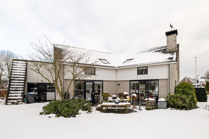 Koningin Beatrixstraat 25