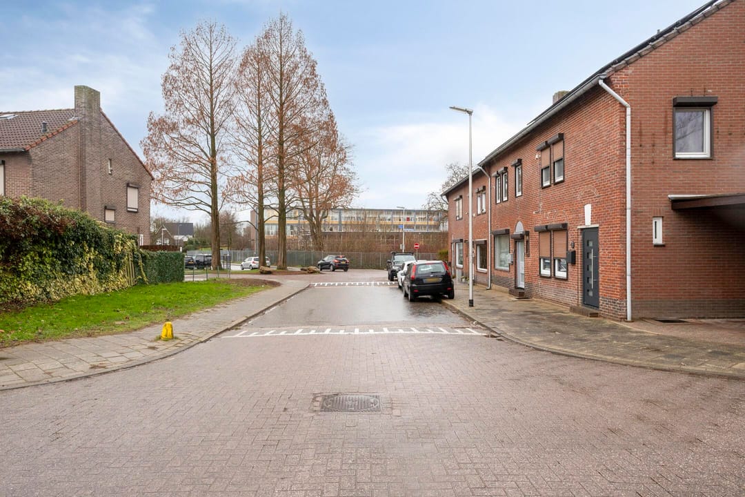 Photo 23 of Aalbersestraat 5