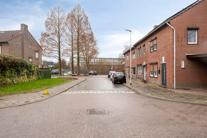 Foto 23 van Aalbersestraat 5