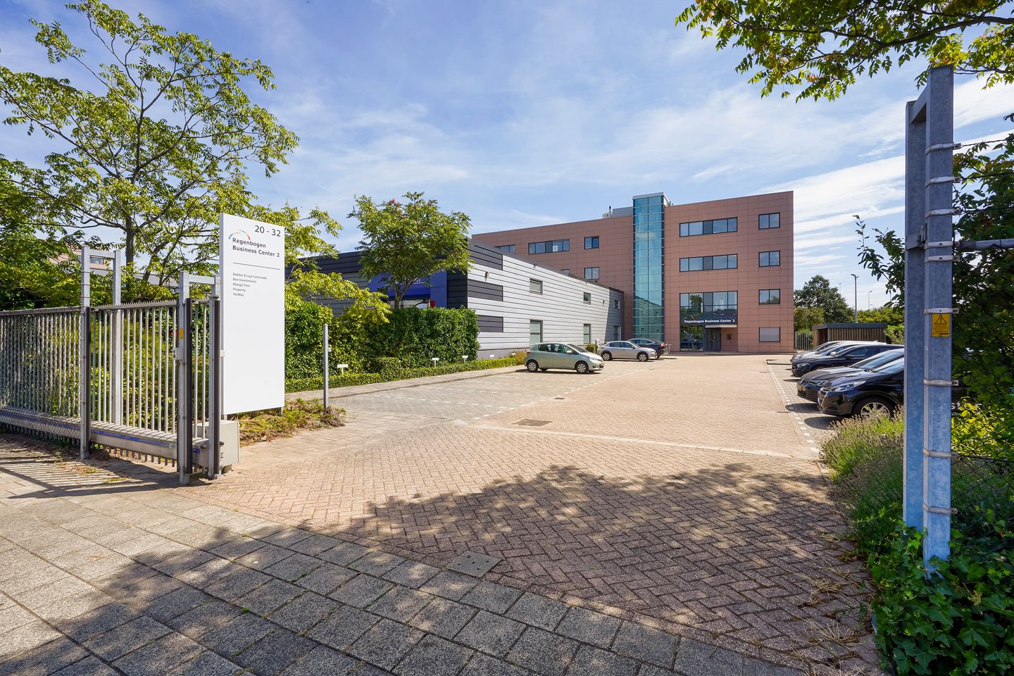 Bekijk foto 2 van Laan van 's-Gravenmade 20-28