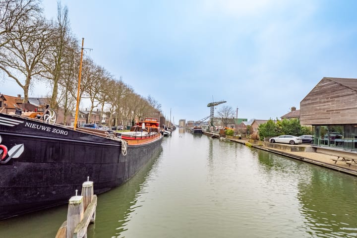 Foto 24 van Koninginnenlaan 8-C