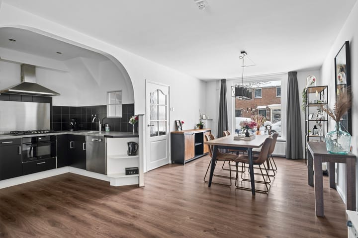 Foto 6 van Anthonie van Dyckstraat 1