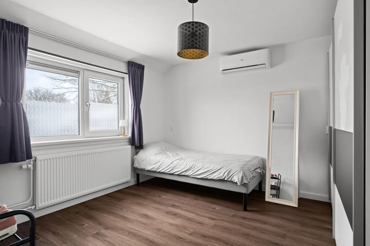 Foto 10 van Anthonie van Dyckstraat 1