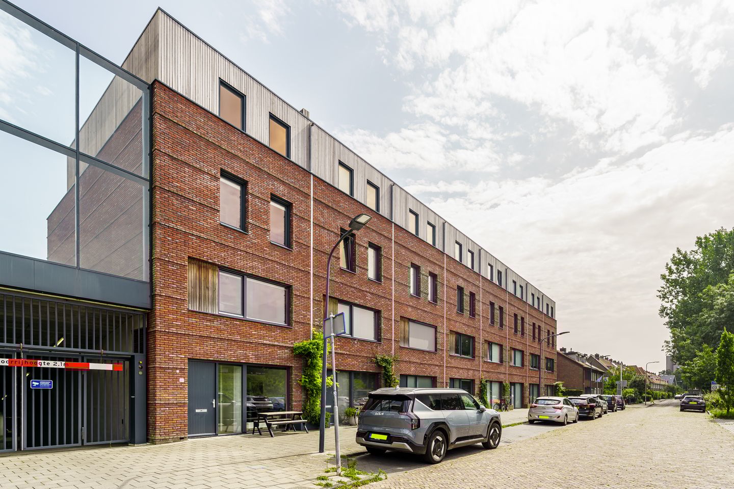 Foto 1 van Pieter van Musschenbroekstraat 221